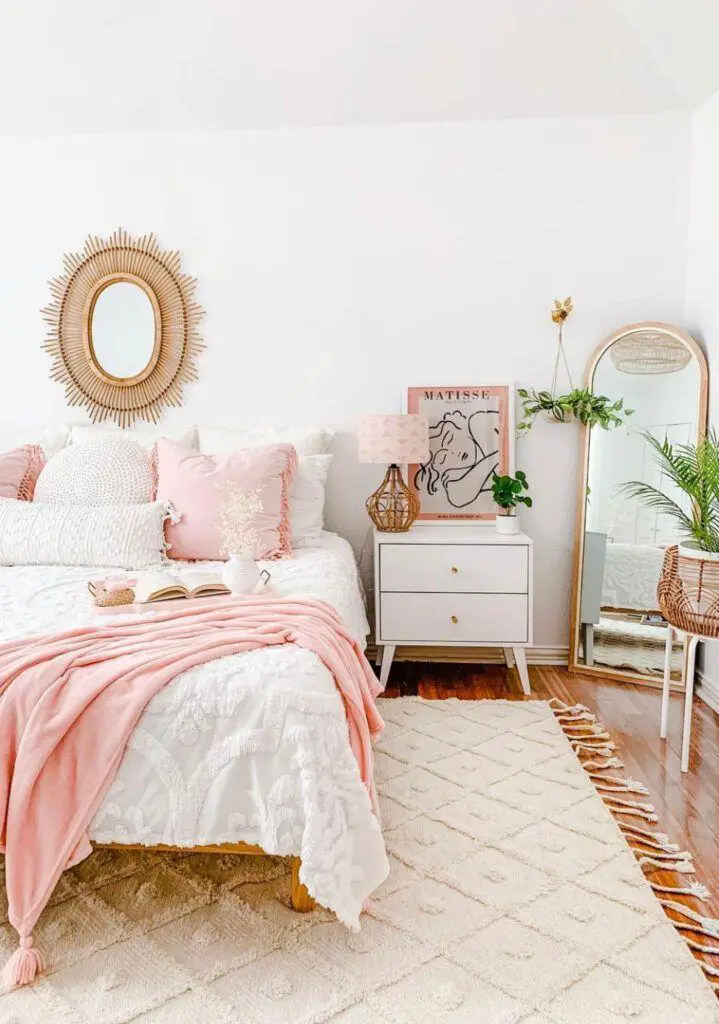 22 Gorgeous Pink Boho Bedroom Ideas