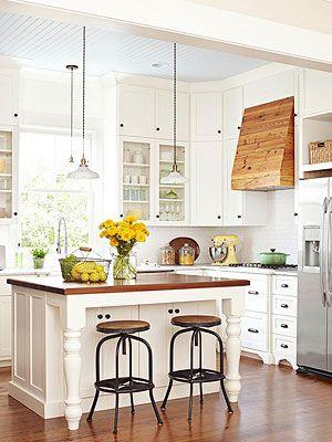 33 Stunning White French Country Kitchen Designs for a Serene Cooking Haven